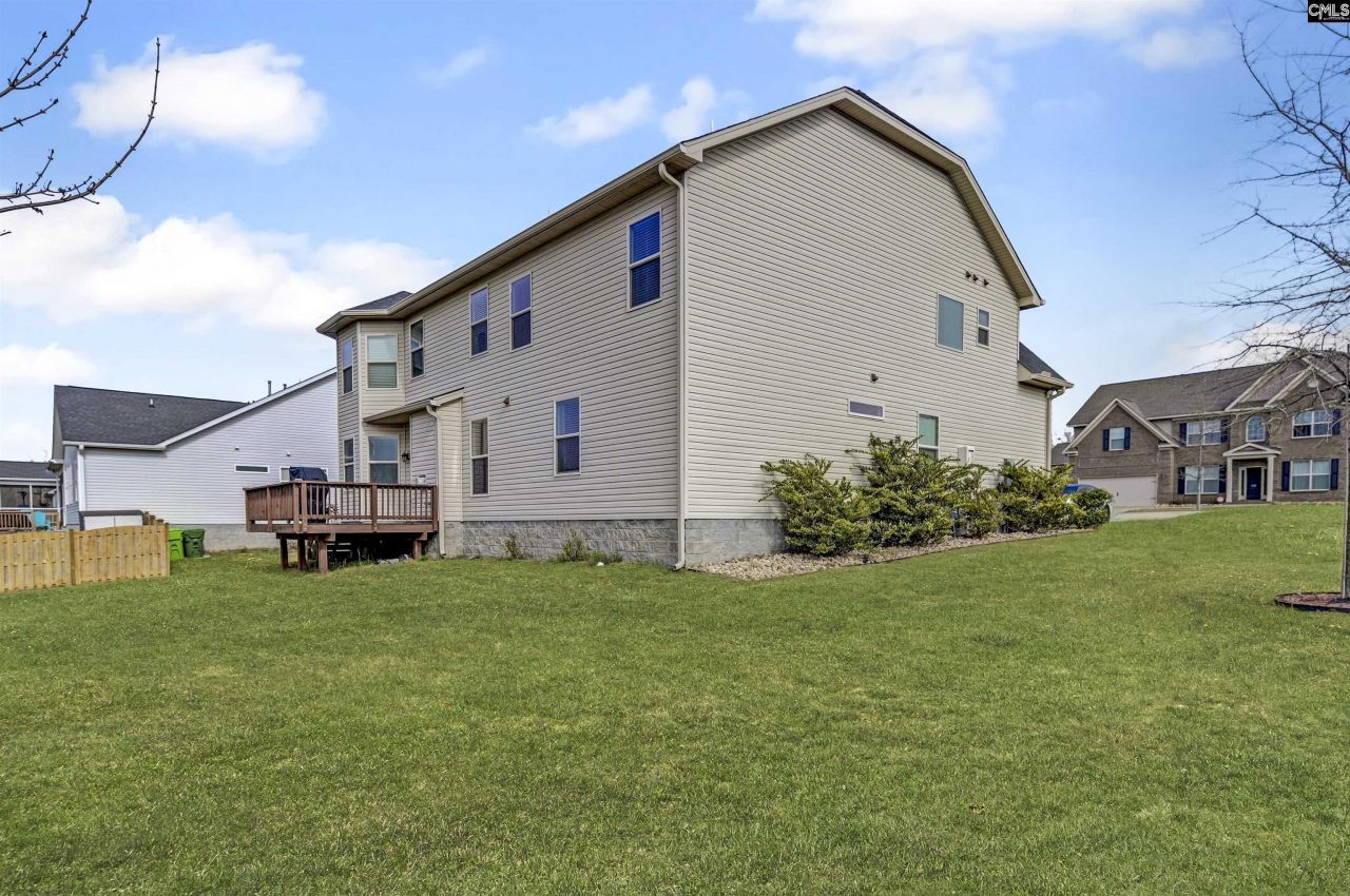 576 Maple Valley Loop Photo 43