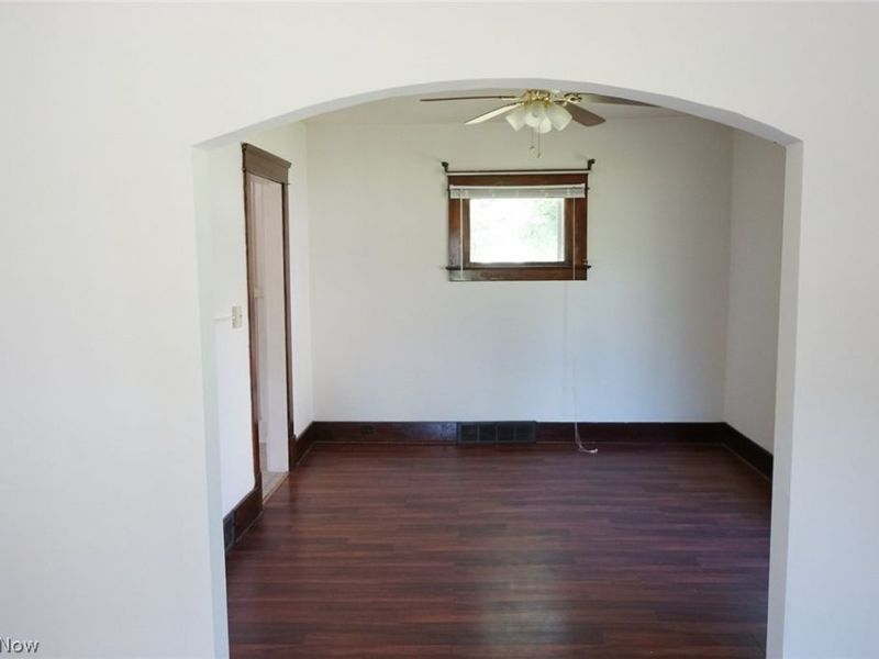 1893 Larchmont Avenue NE, Warren, OH 44483 Photo 3