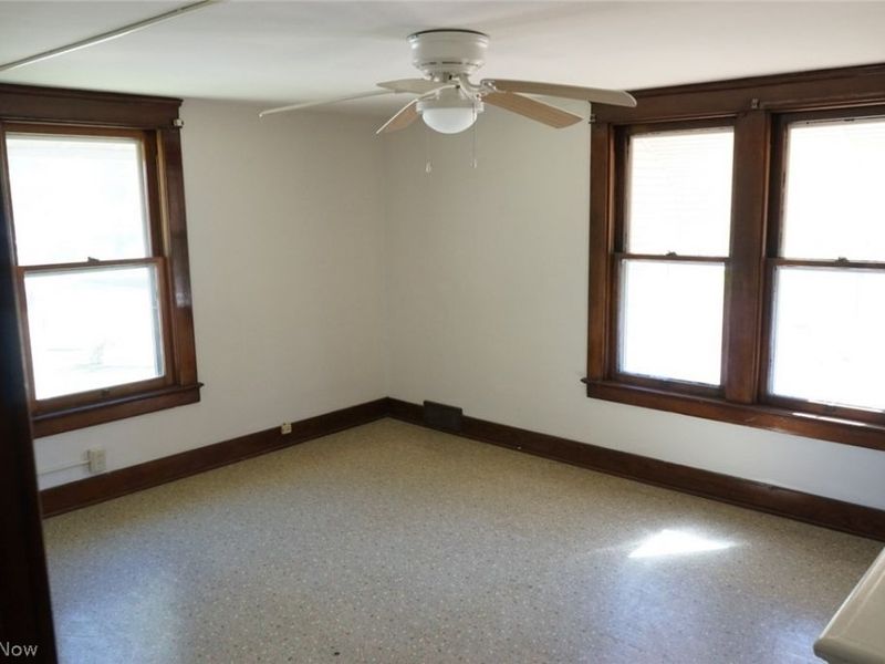 1893 Larchmont Avenue NE, Warren, OH 44483 Photo 6