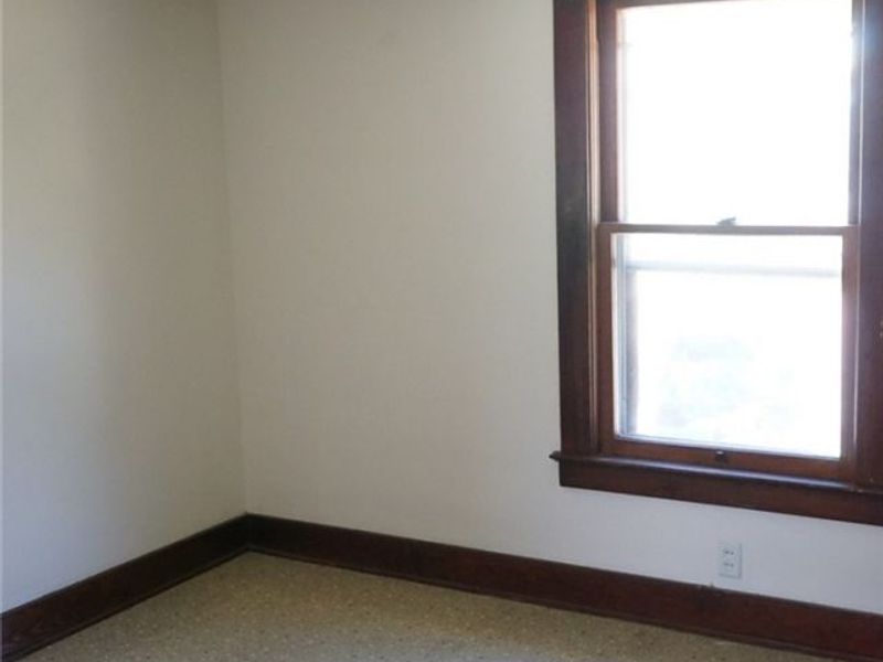 1893 Larchmont Avenue NE, Warren, OH 44483 Photo 7