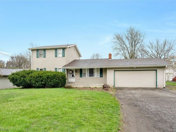 4095 Kirk Road, Youngstown, OH 44511