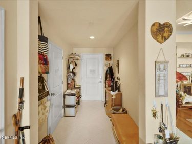 400 BAY Street, Unit 206, Jacksonville, FL 32202