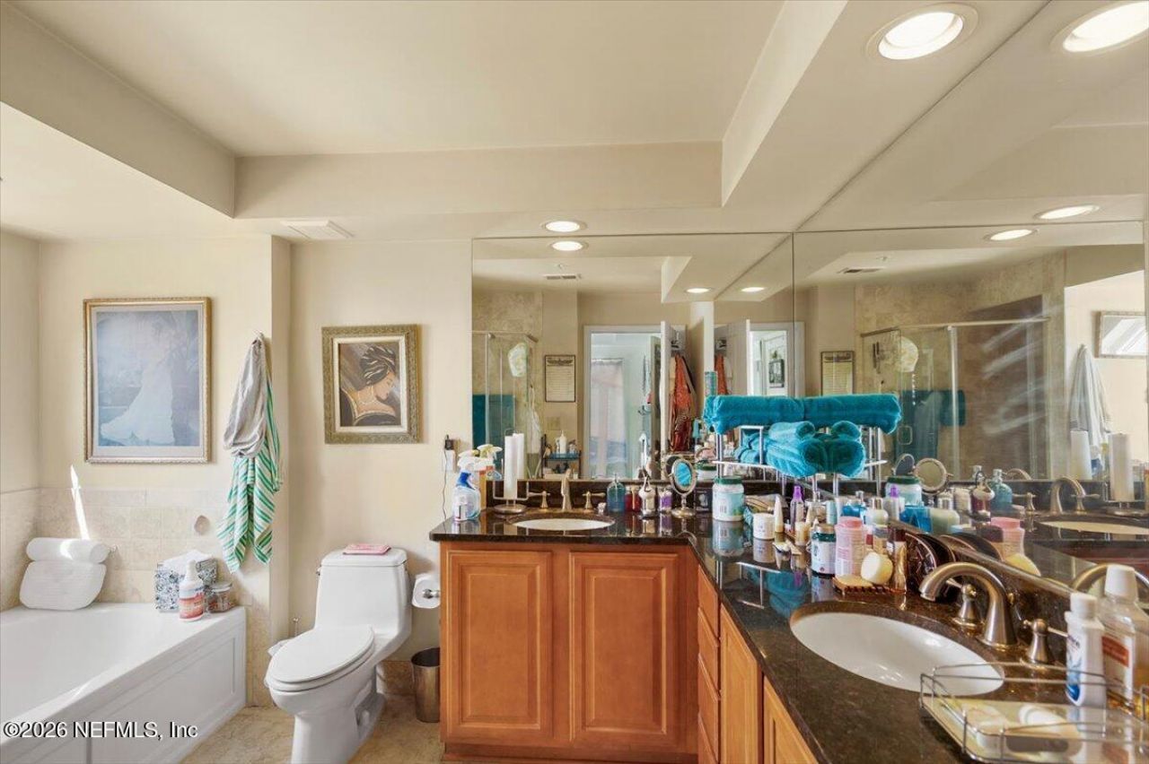 400 Bay Street, Unit 206, Jacksonville, FL 32202 Photo