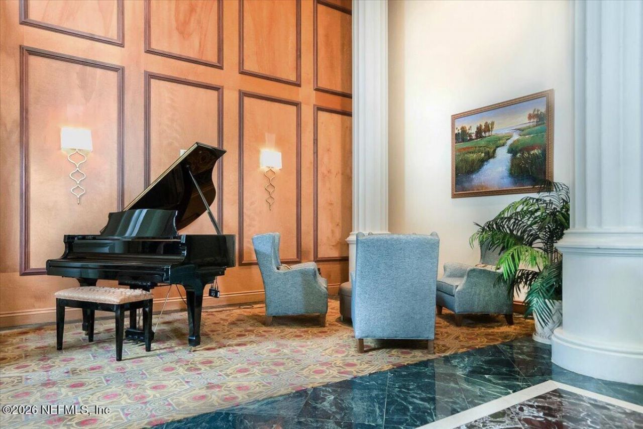 400 Bay Street, Unit 206, Jacksonville, FL 32202 Photo