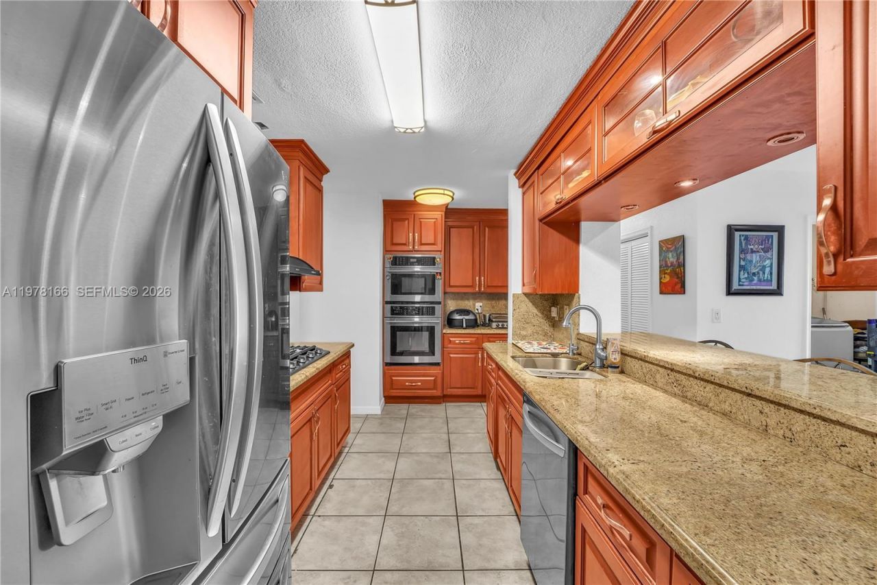 9340 SW 19th St, Miami, FL 33165 Photo