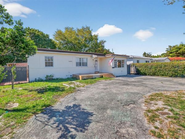 1980 SW 32nd Ave , Miami, FL 33145