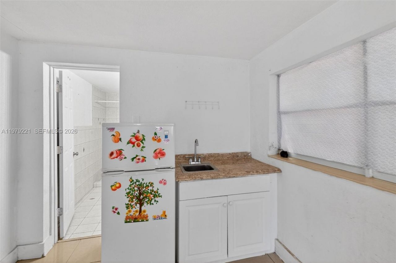 1980 SW 32nd Ave , Miami, FL 33145 Photo