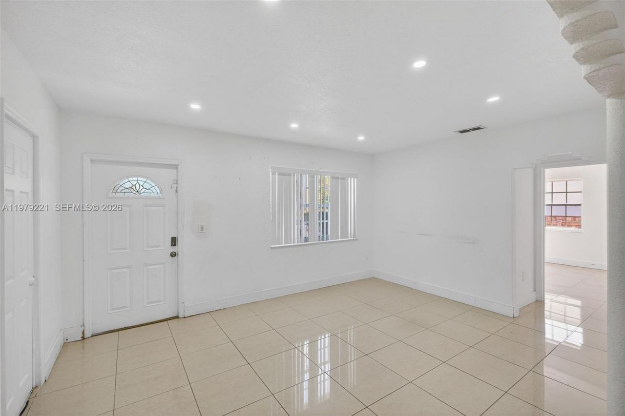 1980 SW 32nd Ave , Miami, FL 33145 Photo