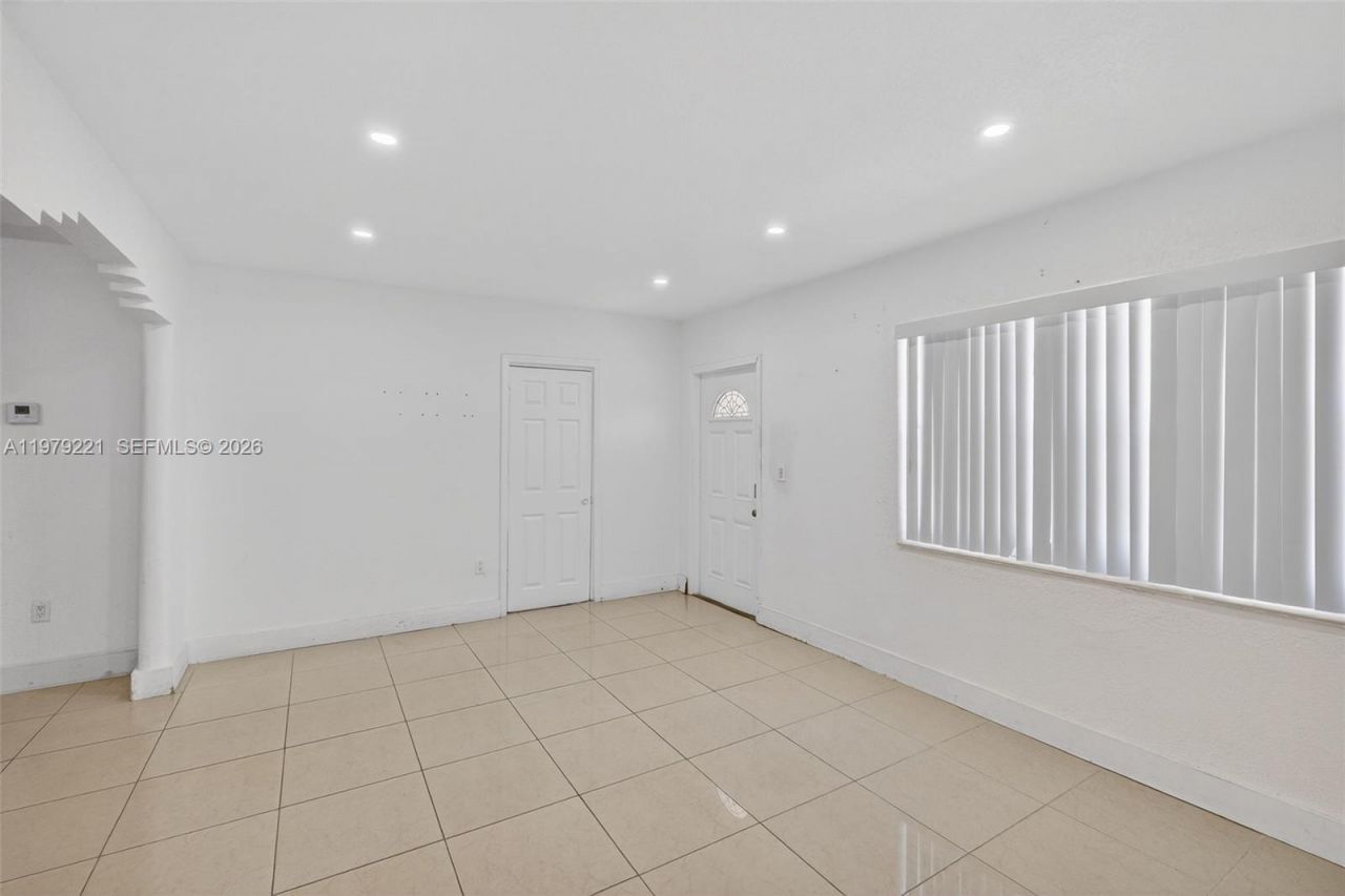 1980 SW 32nd Ave , Miami, FL 33145 Photo