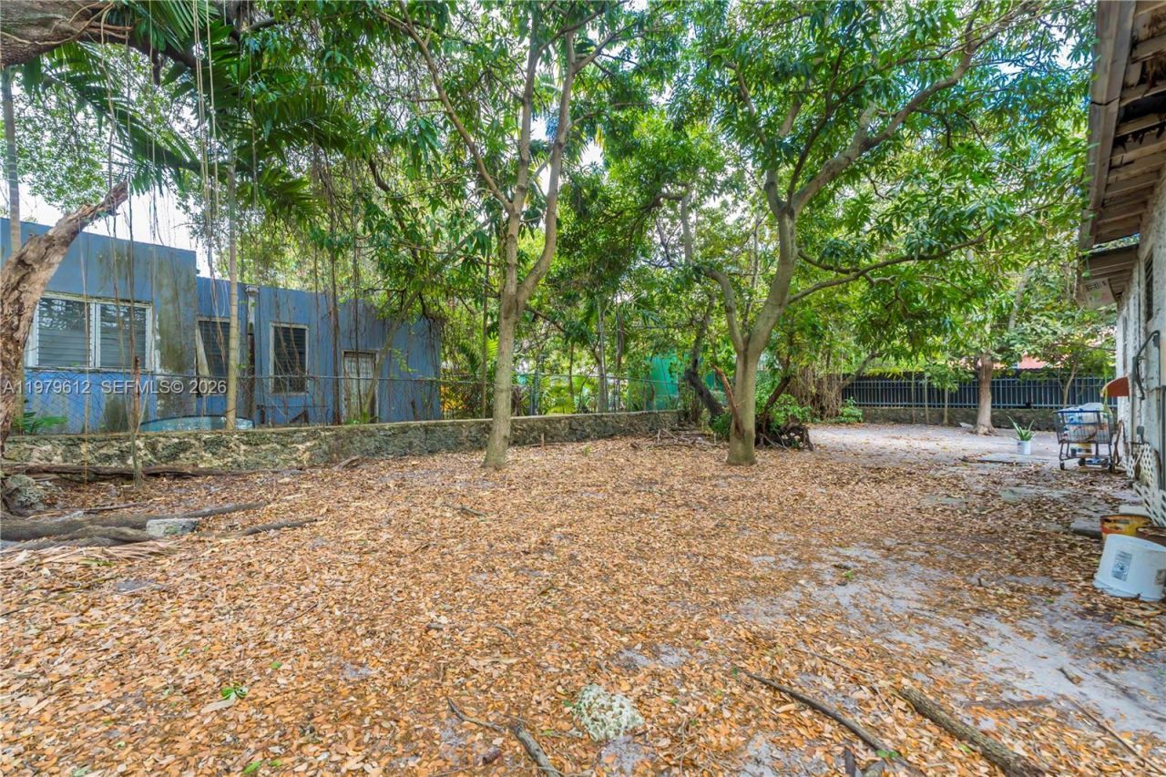 98 NE 70th St , Miami, FL 33138 Photo