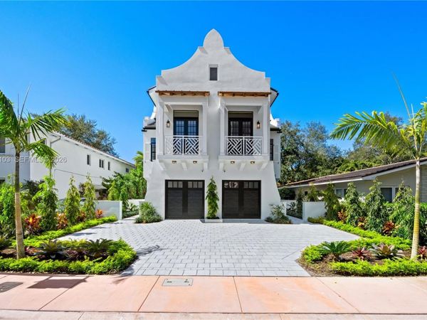 2710 S Le Jeune Rd, Coral Gables, FL 33134