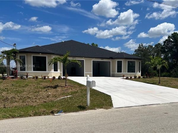 4854 SW 30th, Unit 4854, Lehigh Acres, FL 33973