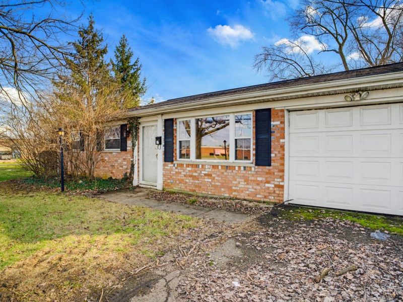 1655 E Crescentville Road, Cincinnati, OH 45246 Photo 2