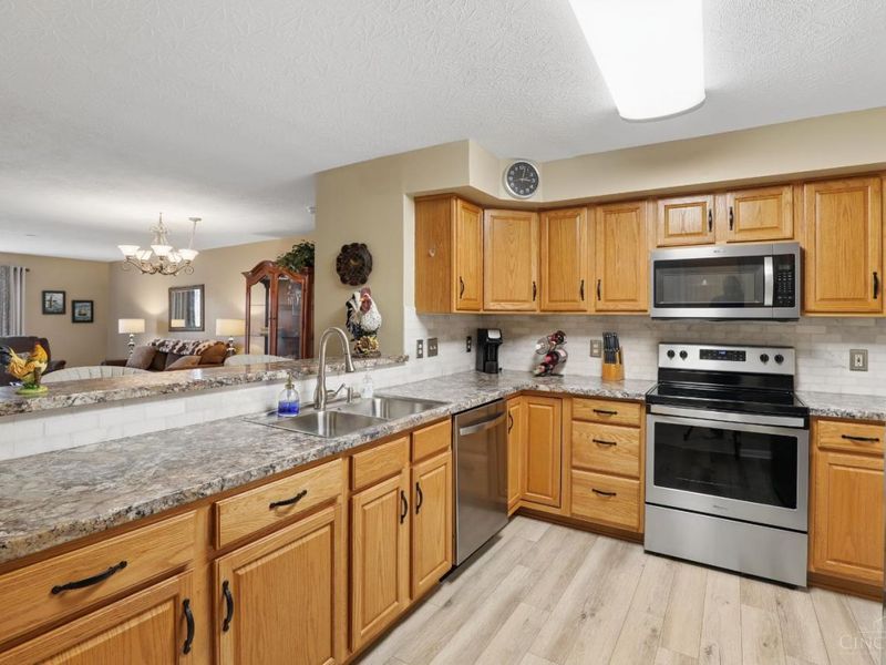 1200 Cobblestone Court, Unit 103, Miami Twp, OH 45150 Photo 11