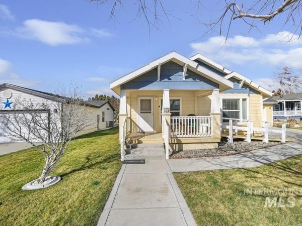 910 Moonglo Road, Unit 14, Buhl, ID 83316