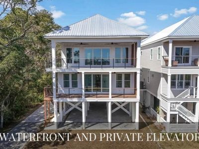 42 Enclave Pl., Pawleys Island, SC 29585