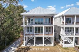 42 Enclave Pl. photo 4