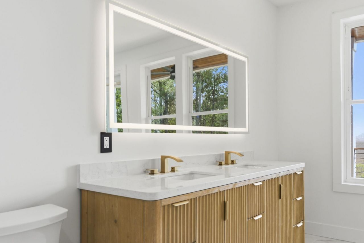 42 Enclave Pl. Photo 28