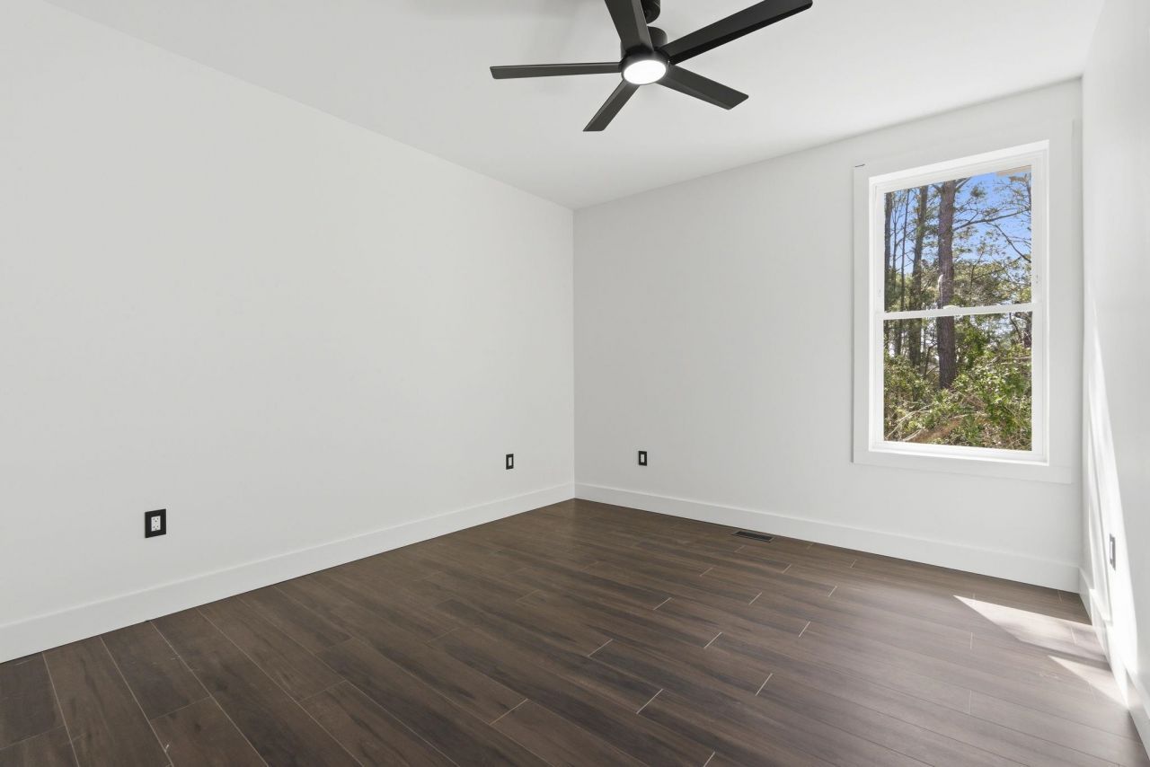 42 Enclave Pl. Photo 32