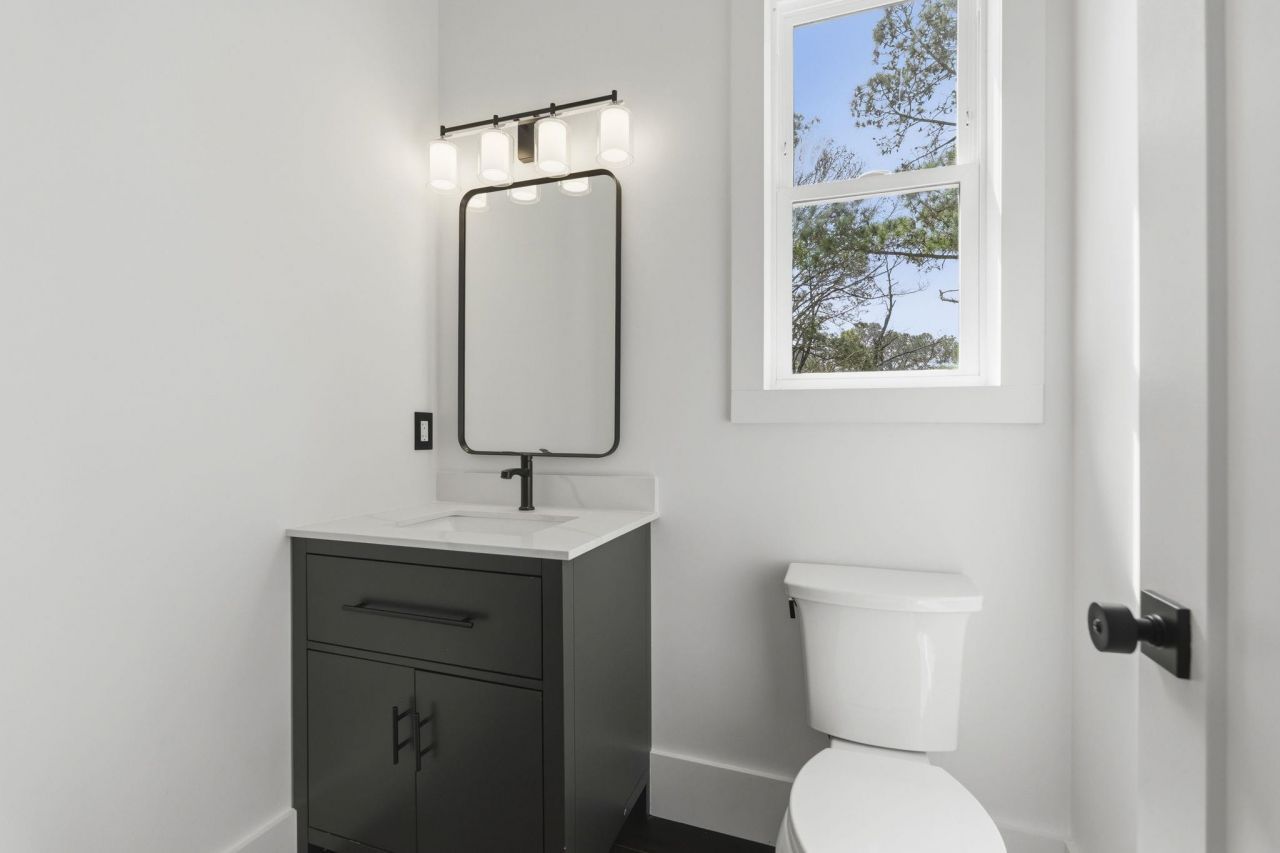 42 Enclave Pl. Photo 43