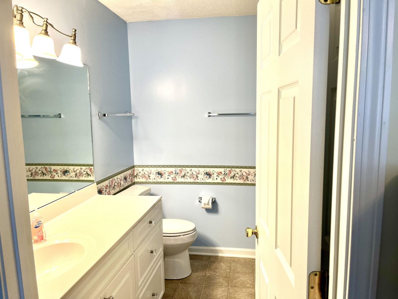 250 Country Manor Dr. Photo 16