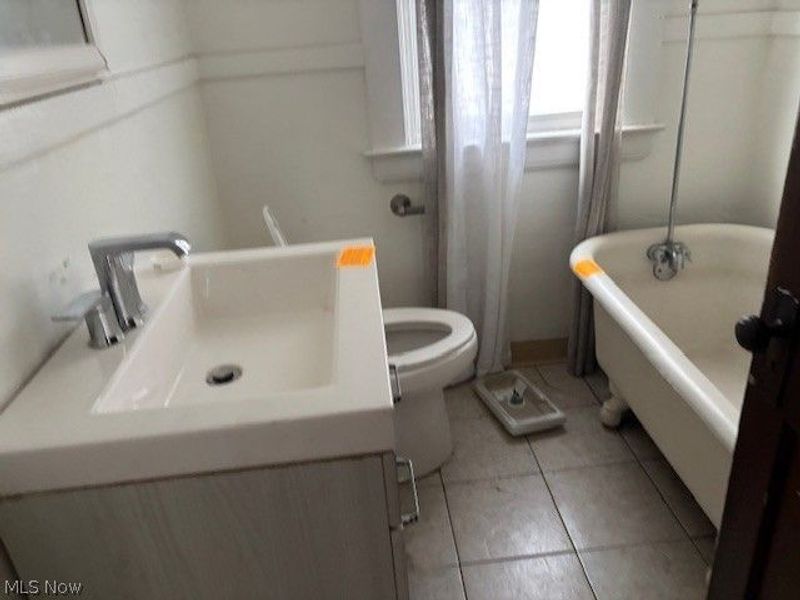 521 E 112th Street , Cleveland, OH 44108 Photo 13