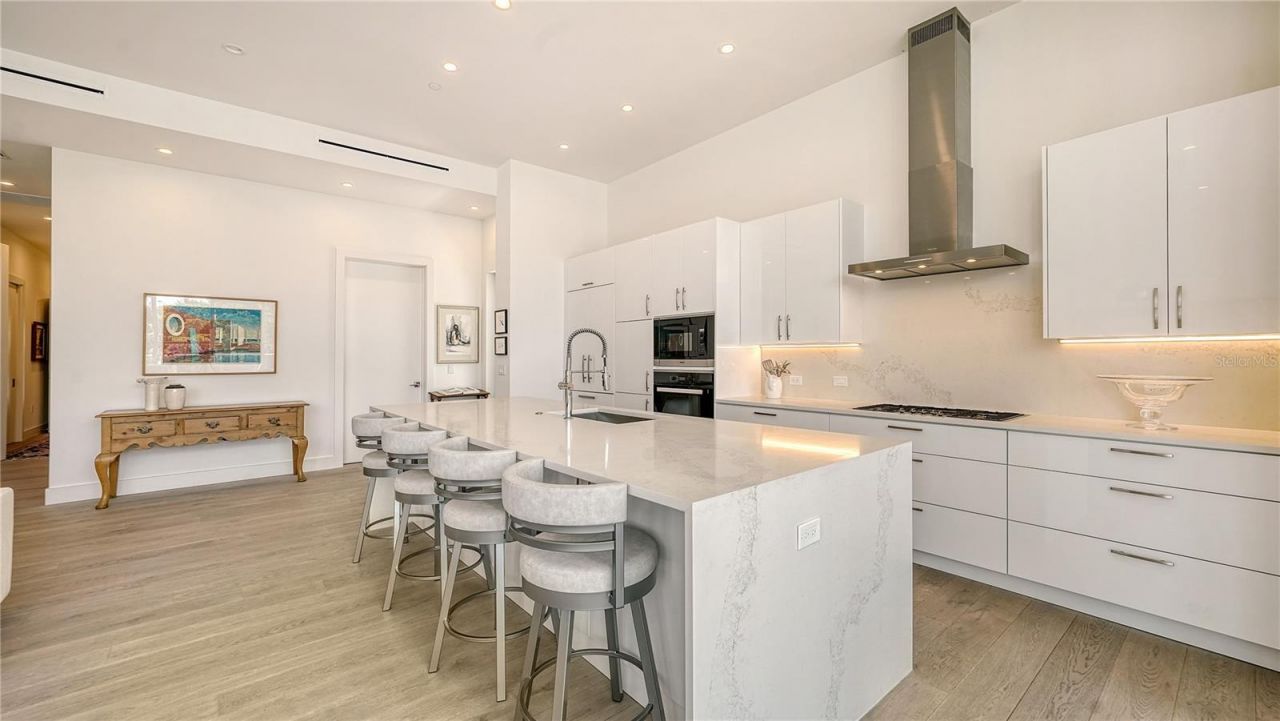 1335 2nd Street, Unit Villa 2E, Sarasota, FL 34236 Photo