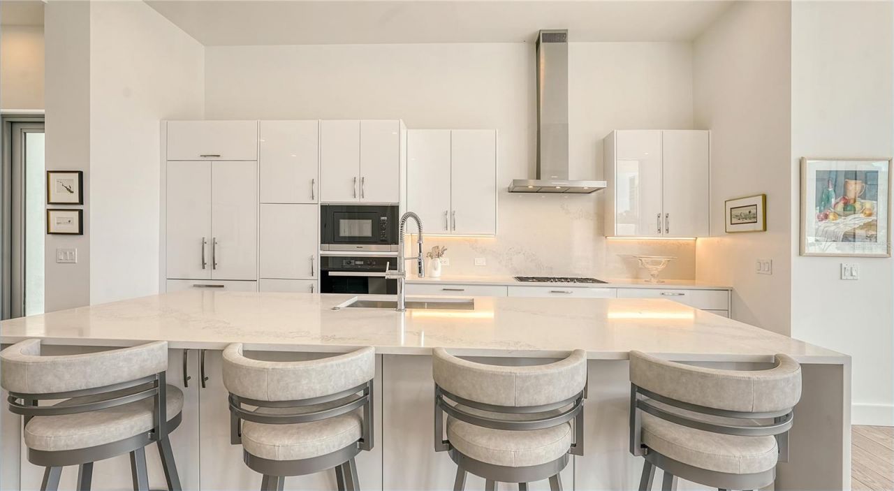 1335 2nd Street, Unit Villa 2E, Sarasota, FL 34236 Photo