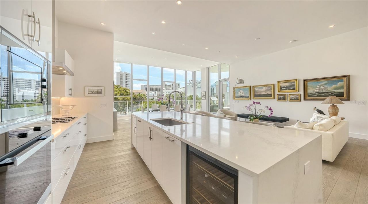 1335 2nd Street, Unit Villa 2E, Sarasota, FL 34236 Photo