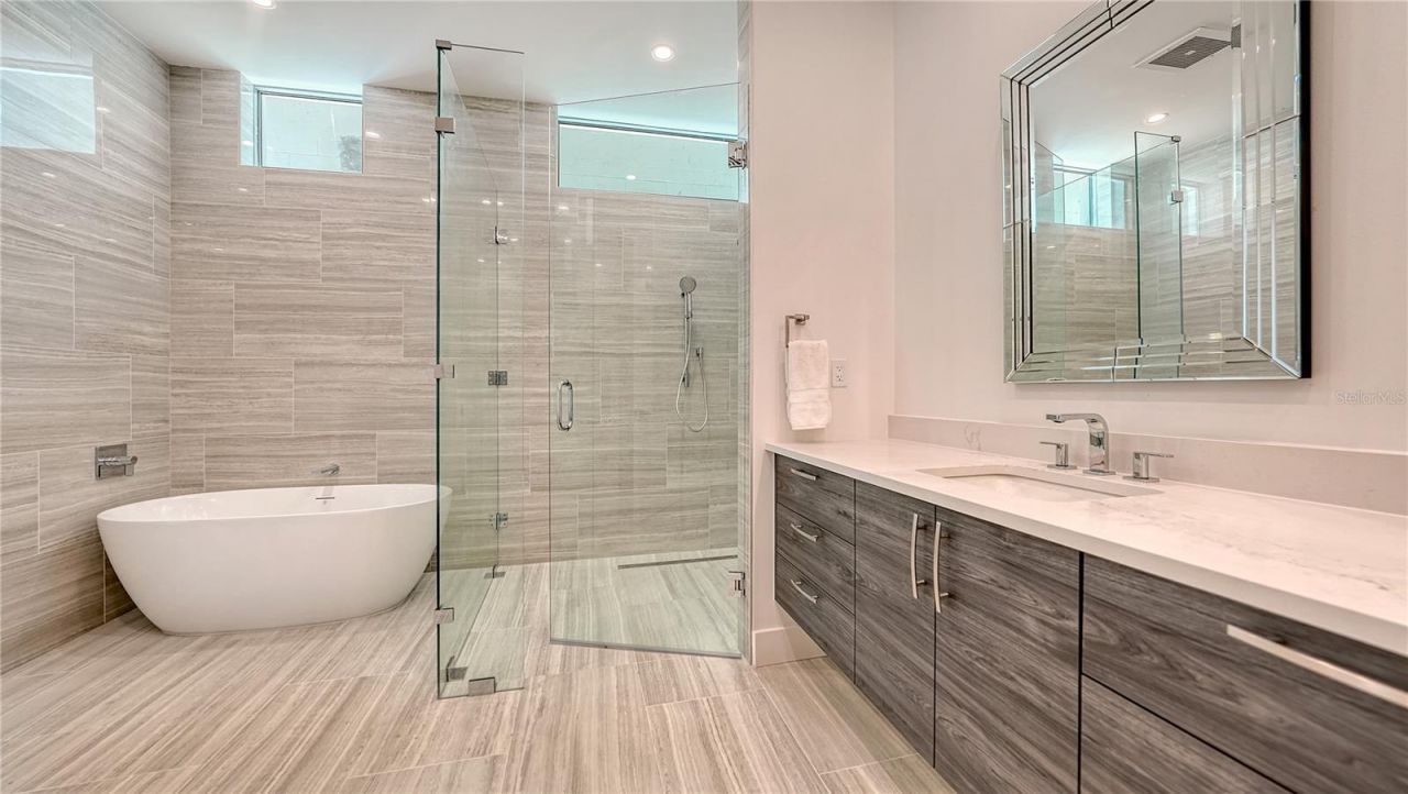 1335 2nd Street, Unit Villa 2E, Sarasota, FL 34236 Photo