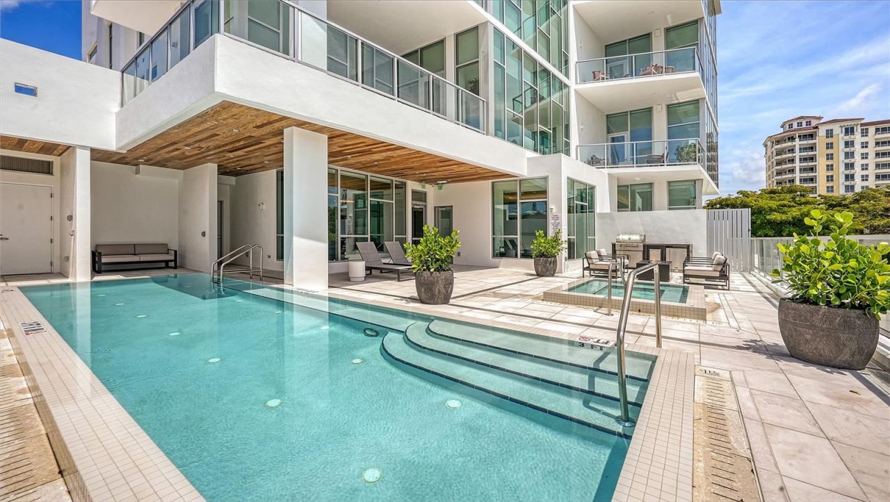 1335 2nd Street, Unit Villa 2E, Sarasota, FL 34236 Photo