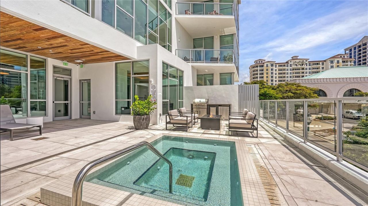 1335 2nd Street, Unit Villa 2E, Sarasota, FL 34236 Photo