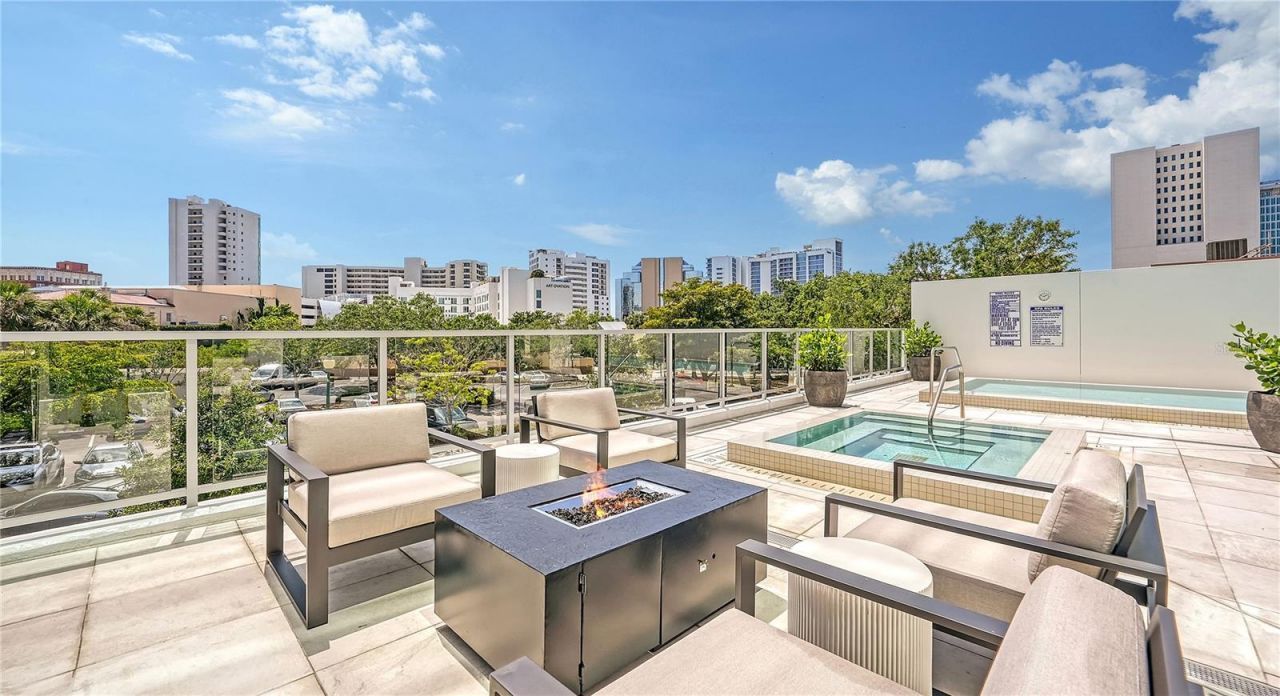 1335 2nd Street, Unit Villa 2E, Sarasota, FL 34236 Photo