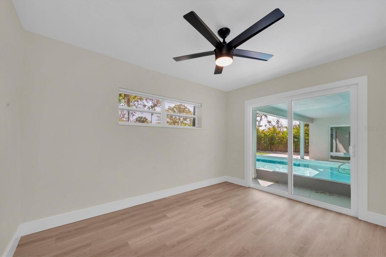 4135 Shore Acres Boulevard Ne, Saint Petersburg, FL 33703 Photo