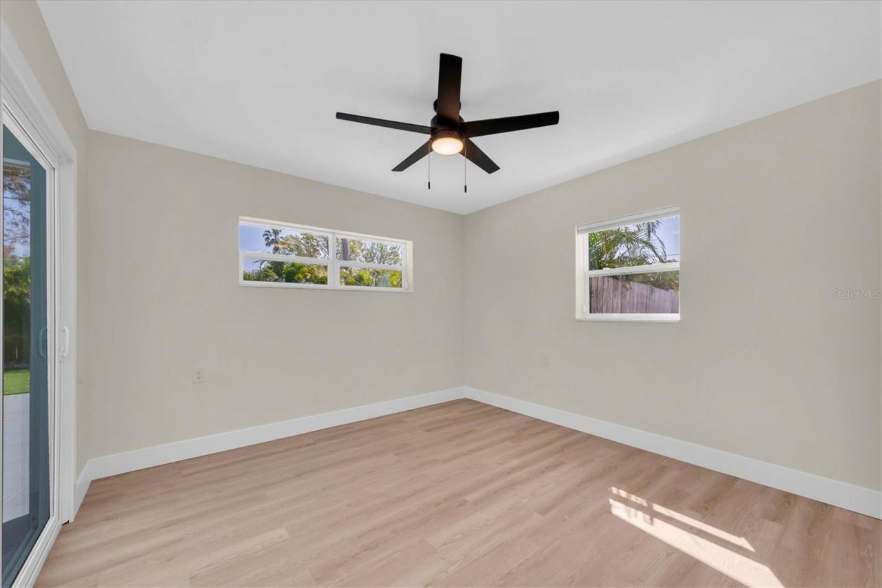 4135 Shore Acres Boulevard Ne, Saint Petersburg, FL 33703 Photo