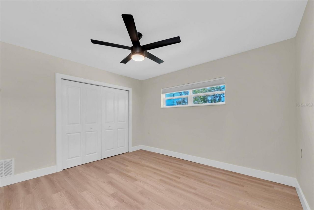 4135 Shore Acres Boulevard Ne, Saint Petersburg, FL 33703 Photo