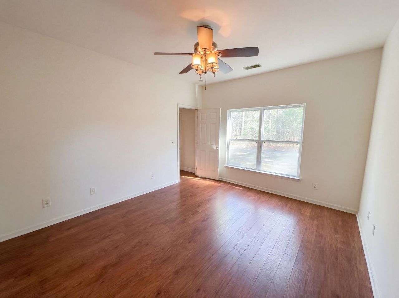 258 Westbrooke Road Photo 13