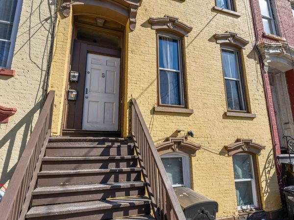 5 Myrtle Avenue, Albany, NY 12202