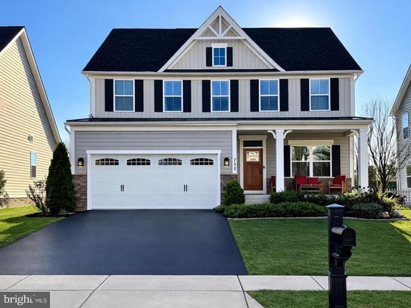 711 CANAL TOWN STREET, BRUNSWICK, MD 21716