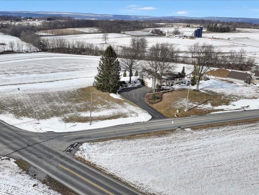 61 W Rosebud Road, Myerstown, PA 17067 Main Photo