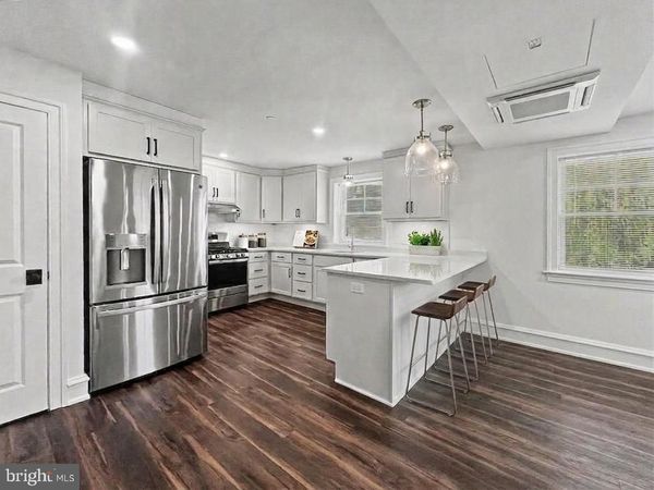 1 PENNSYLVANIA AVENUE, Unit 1, WAYNE, PA 19087