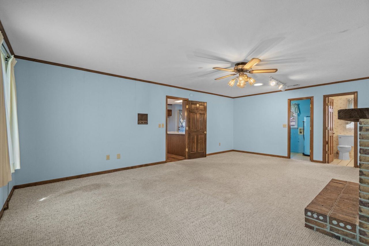 1806 Platt Blvd. Photo 18