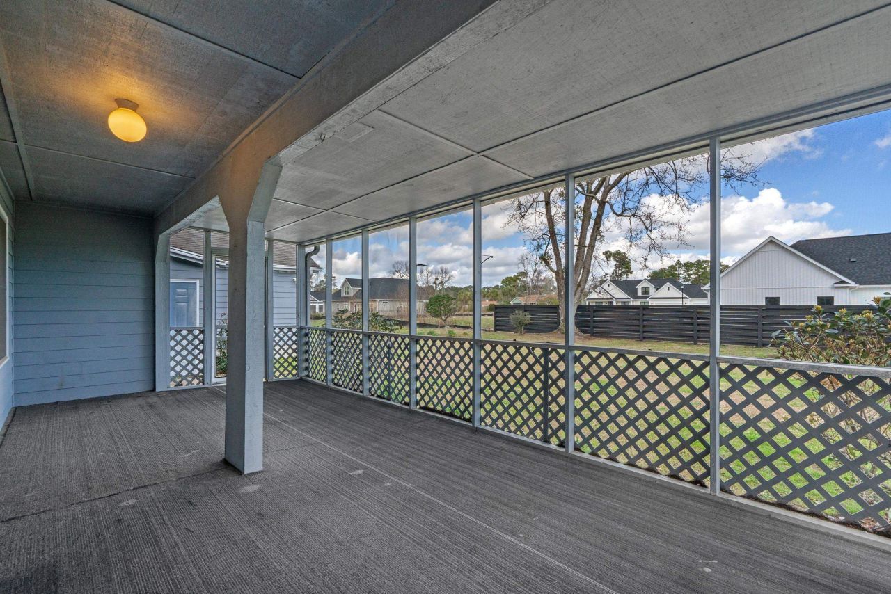 1806 Platt Blvd. Photo 26