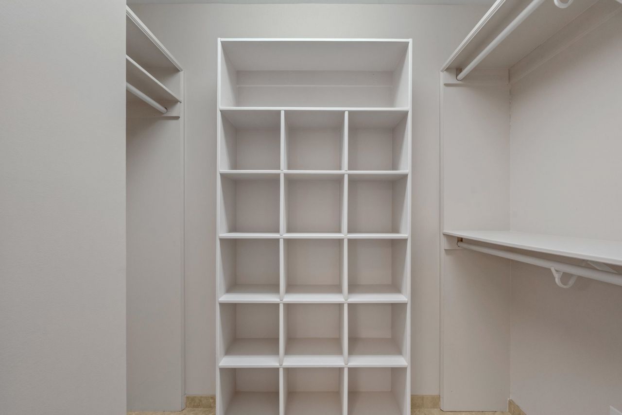 1806 Platt Blvd. Photo 35