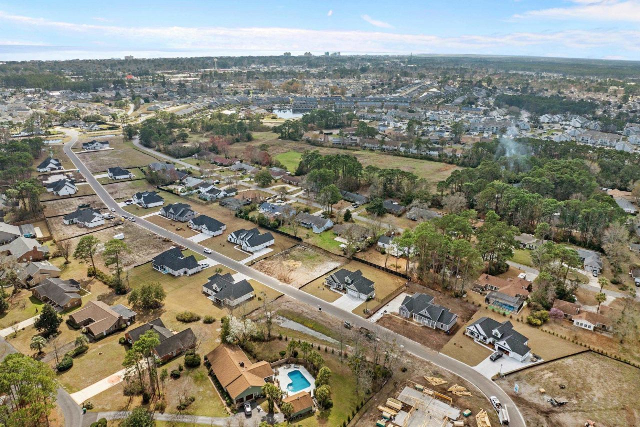 1806 Platt Blvd. Photo 45