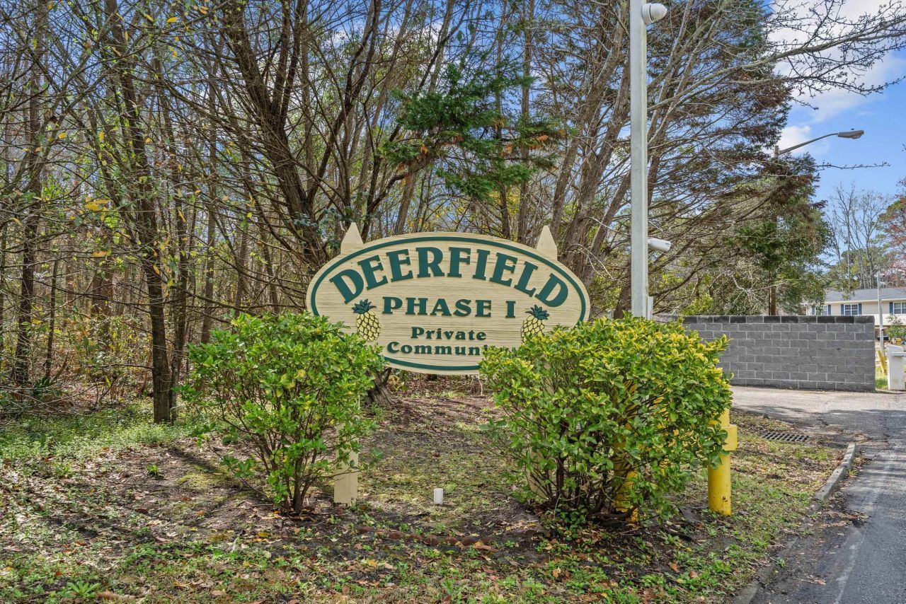 1806 Platt Blvd. Photo 49