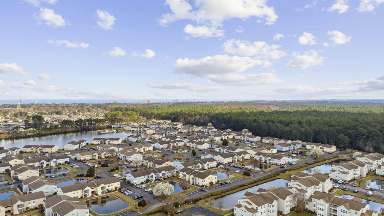 2258 Huntingdon Dr. Photo 27