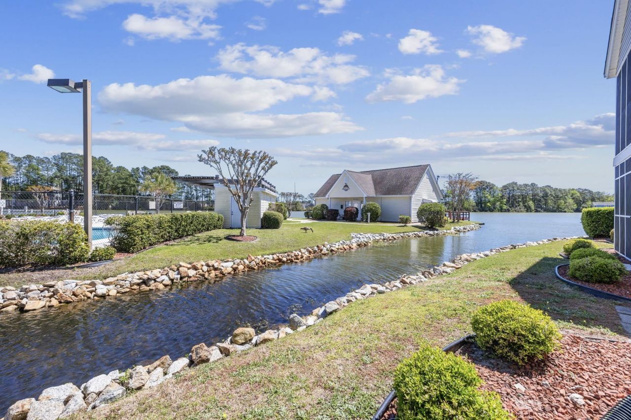 2258 Huntingdon Dr. Photo 29