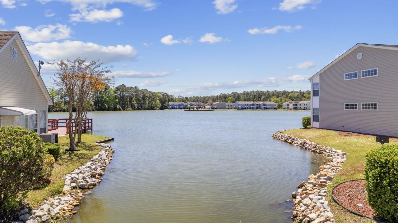 2258 Huntingdon Dr. Photo 35