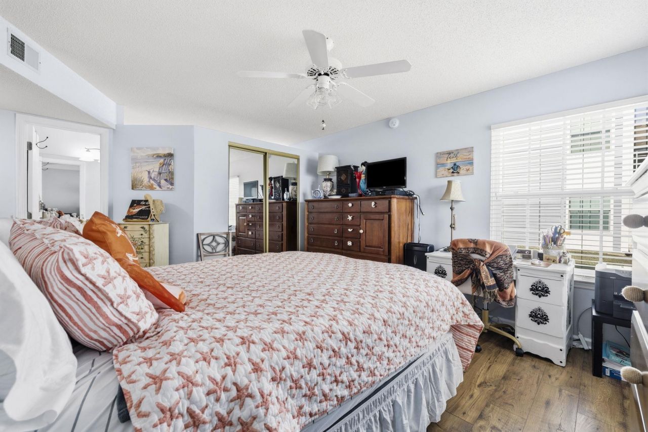 2258 Huntingdon Dr. Photo 9